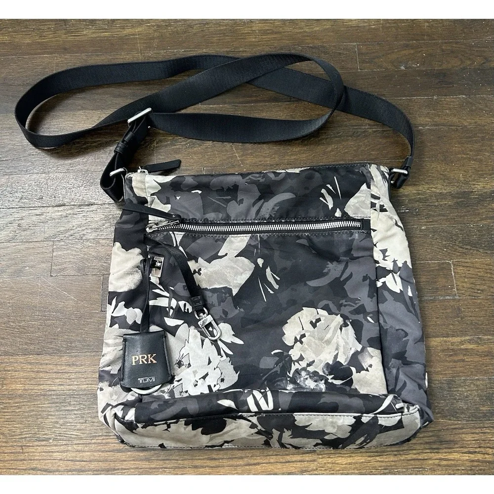 Womens Tumi Voyageur Canton crossbody African Floral Magnetic And Zip Closure